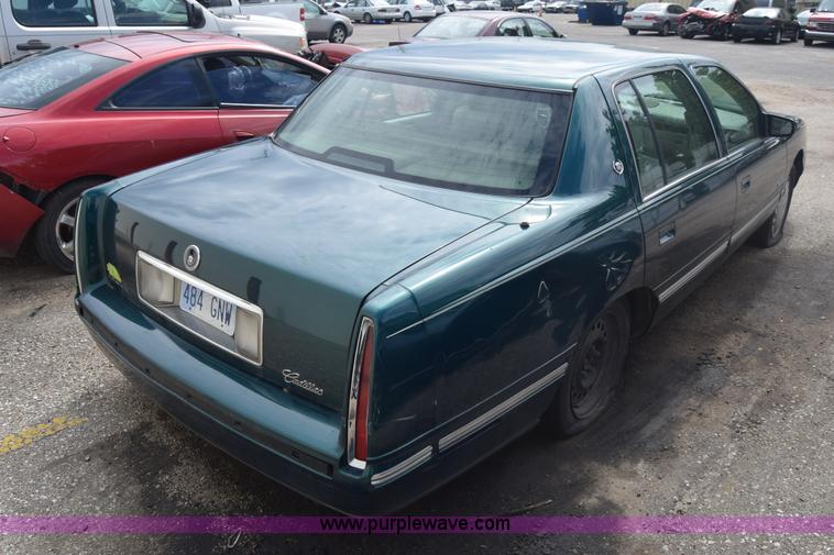 image for item J8025 1997 Cadillac DeVille