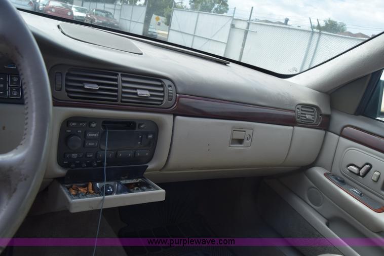 image for item J8025 1997 Cadillac DeVille