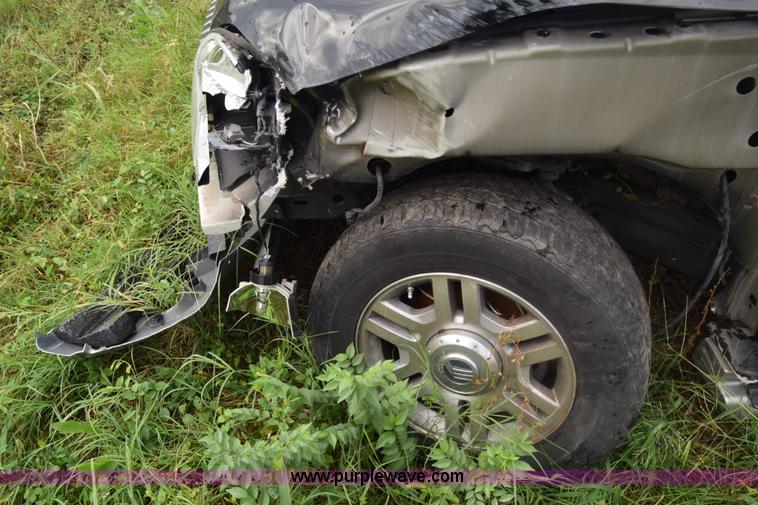 image for item J8036 2003 Mercury Mountaineer SUV