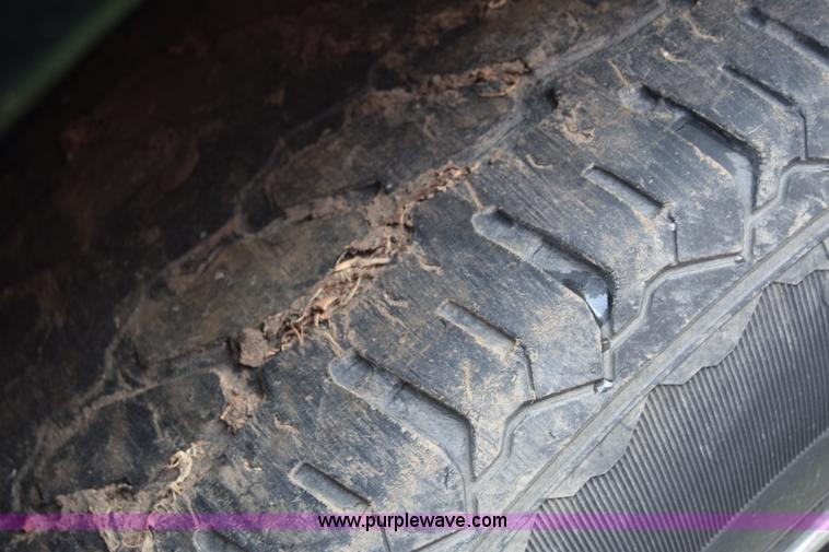 image for item J8036 2003 Mercury Mountaineer SUV