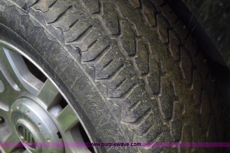 image for item J8036 2003 Mercury Mountaineer SUV