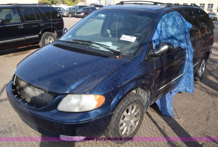 image for item K4750 2001 Chrysler Town & Country
