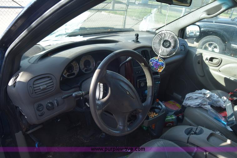 image for item K4750 2001 Chrysler Town & Country