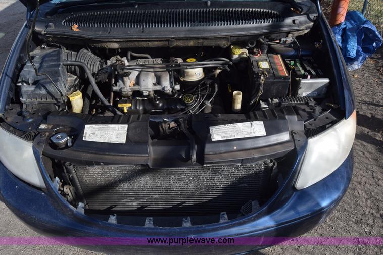 image for item K4750 2001 Chrysler Town & Country