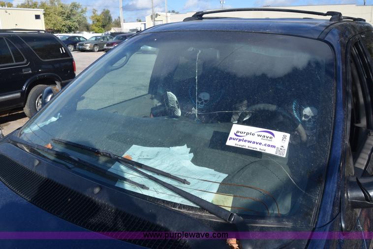 image for item K4750 2001 Chrysler Town & Country