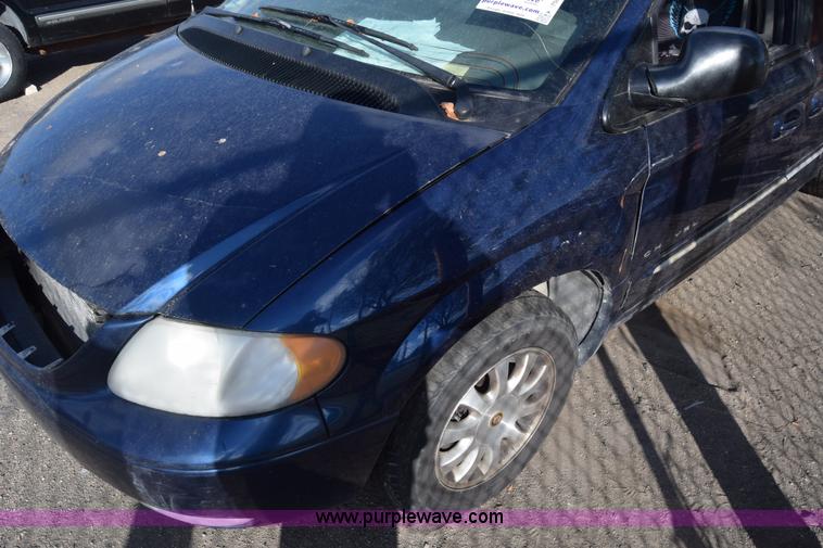 image for item K4750 2001 Chrysler Town & Country