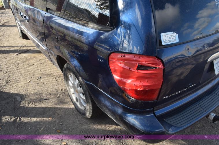 image for item K4750 2001 Chrysler Town & Country