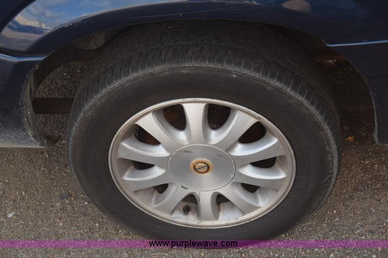image for item K4750 2001 Chrysler Town & Country