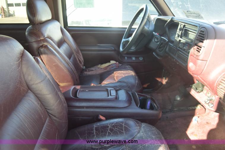image for item K4752 1995 GMC Yukon SUV