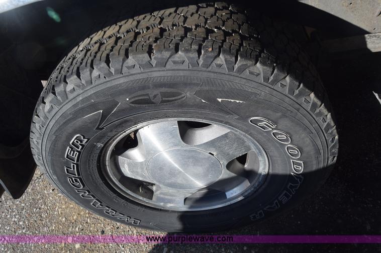 image for item K4752 1995 GMC Yukon SUV