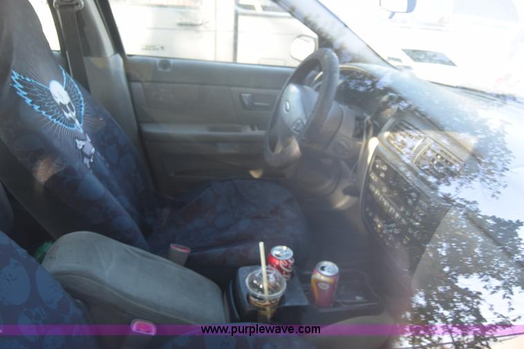 image for item K4755 2000 Ford Taurus