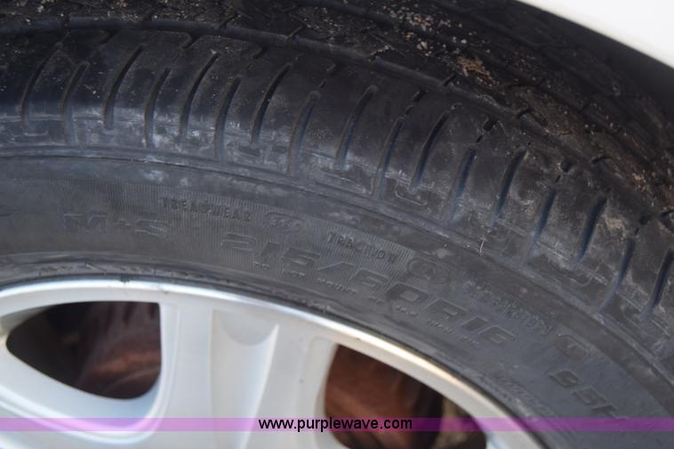 image for item K4755 2000 Ford Taurus