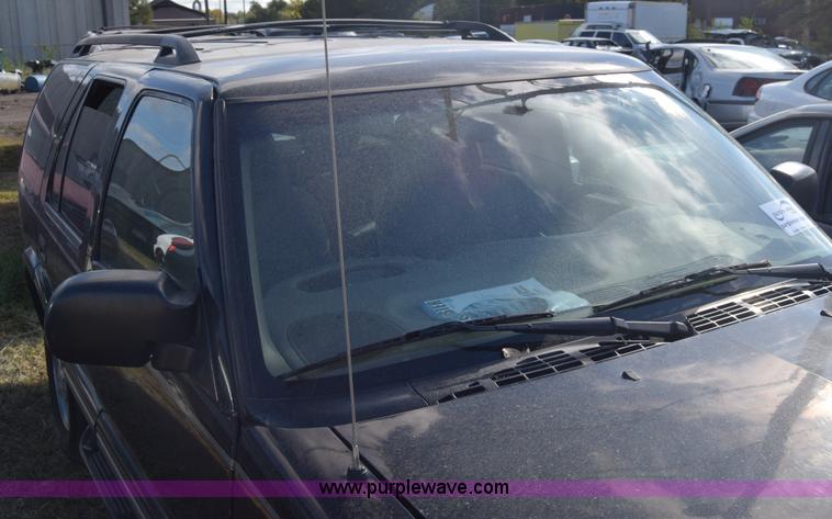 image for item K4757 2000 Chevrolet Blazer SUV