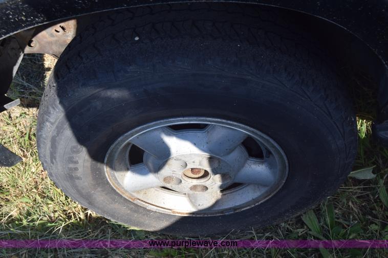 image for item K4757 2000 Chevrolet Blazer SUV