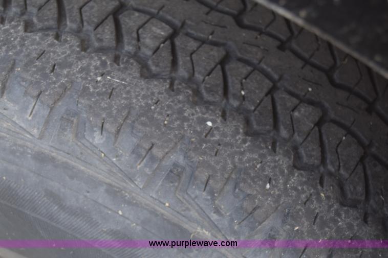 image for item K4757 2000 Chevrolet Blazer SUV