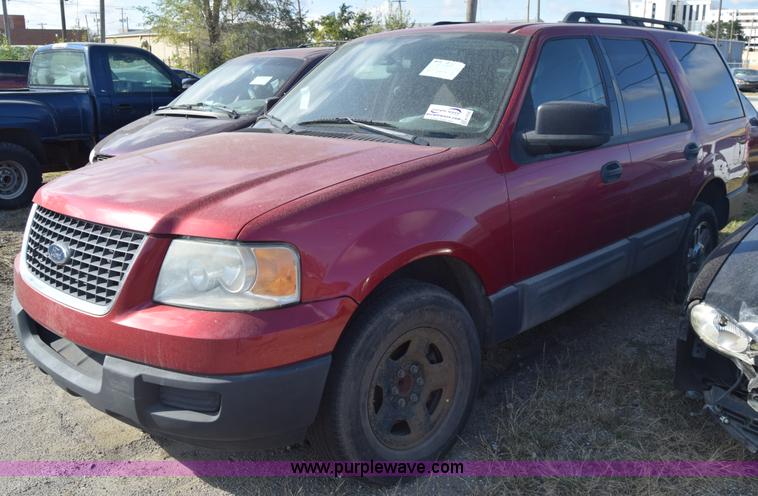 image for item K4758 2005 Ford Expedition SUV
