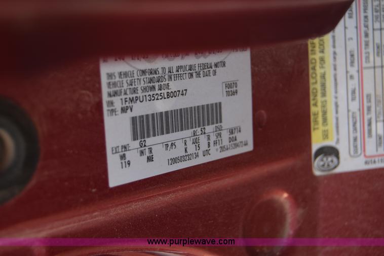 image for item K4758 2005 Ford Expedition SUV