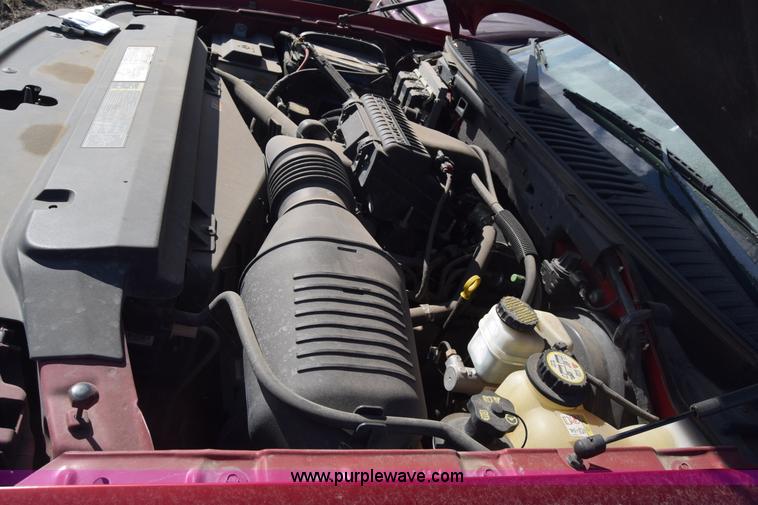 image for item K4758 2005 Ford Expedition SUV