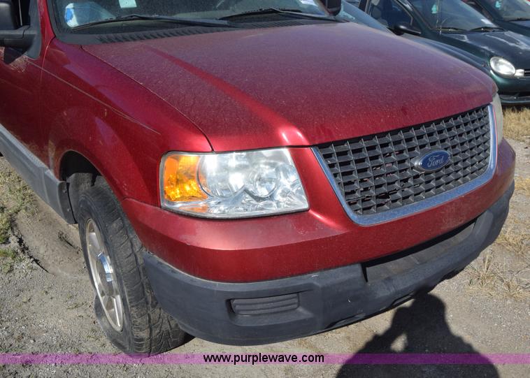 image for item K4758 2005 Ford Expedition SUV