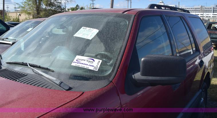 image for item K4758 2005 Ford Expedition SUV