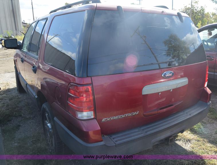image for item K4758 2005 Ford Expedition SUV