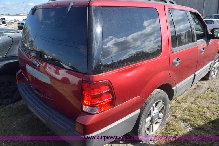 image for item K4758 2005 Ford Expedition SUV
