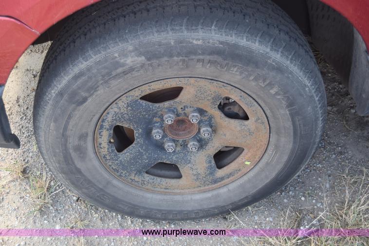 image for item K4758 2005 Ford Expedition SUV