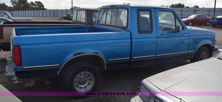 image for item K4770 1995 Ford F150 SuperCab pickup truck