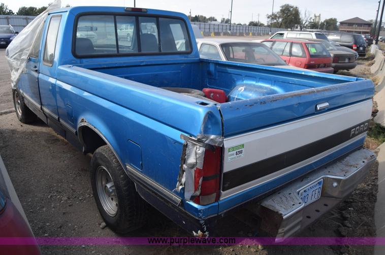 image for item K4770 1995 Ford F150 SuperCab pickup truck
