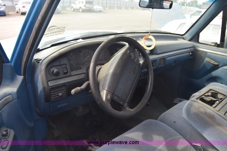 image for item K4770 1995 Ford F150 SuperCab pickup truck