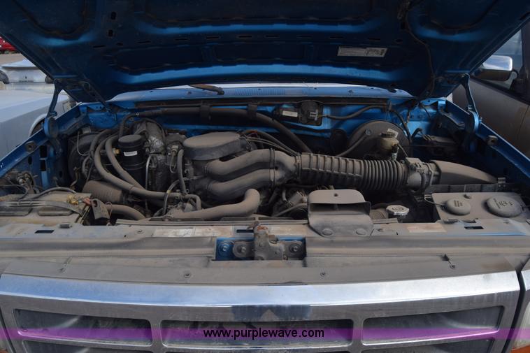 image for item K4770 1995 Ford F150 SuperCab pickup truck