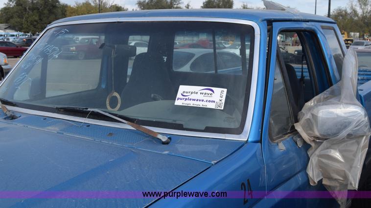 image for item K4770 1995 Ford F150 SuperCab pickup truck