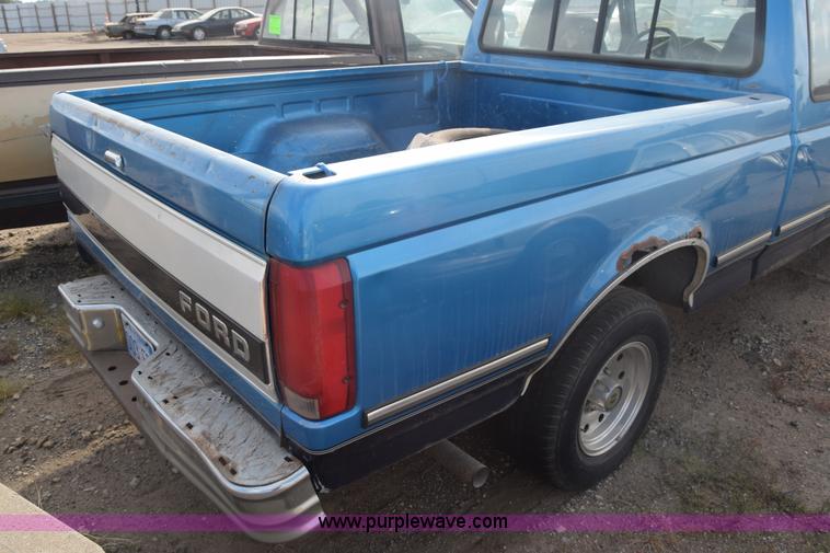 image for item K4770 1995 Ford F150 SuperCab pickup truck
