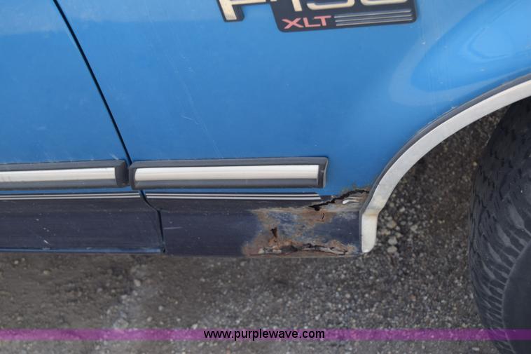 image for item K4770 1995 Ford F150 SuperCab pickup truck