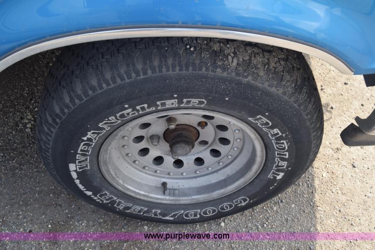 image for item K4770 1995 Ford F150 SuperCab pickup truck