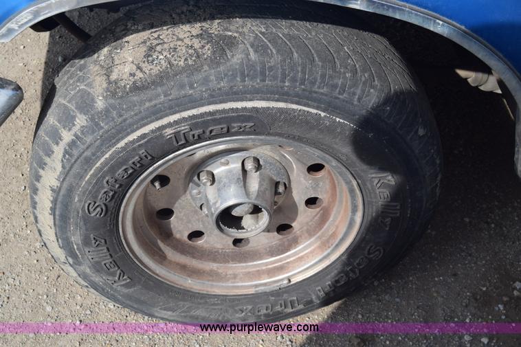 image for item K4770 1995 Ford F150 SuperCab pickup truck