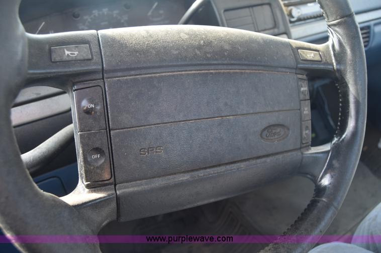 image for item K4770 1995 Ford F150 SuperCab pickup truck