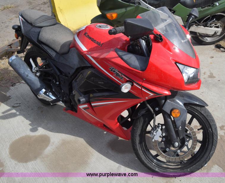 image for item K4774 2012 Kawasaki Ninja motorcycle