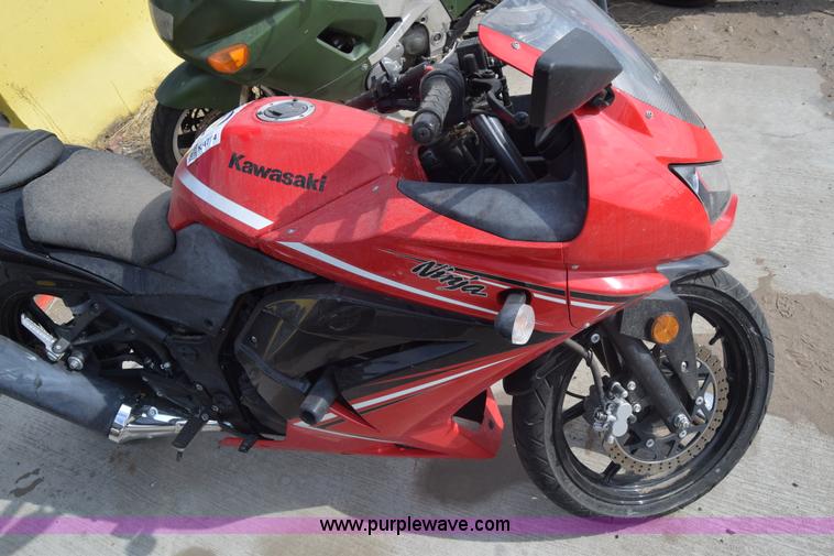image for item K4774 2012 Kawasaki Ninja motorcycle