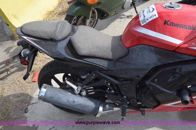 image for item K4774 2012 Kawasaki Ninja motorcycle