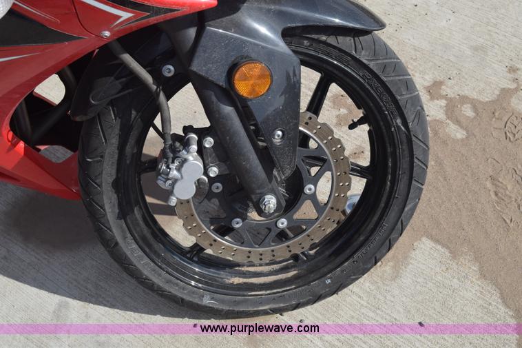 image for item K4774 2012 Kawasaki Ninja motorcycle