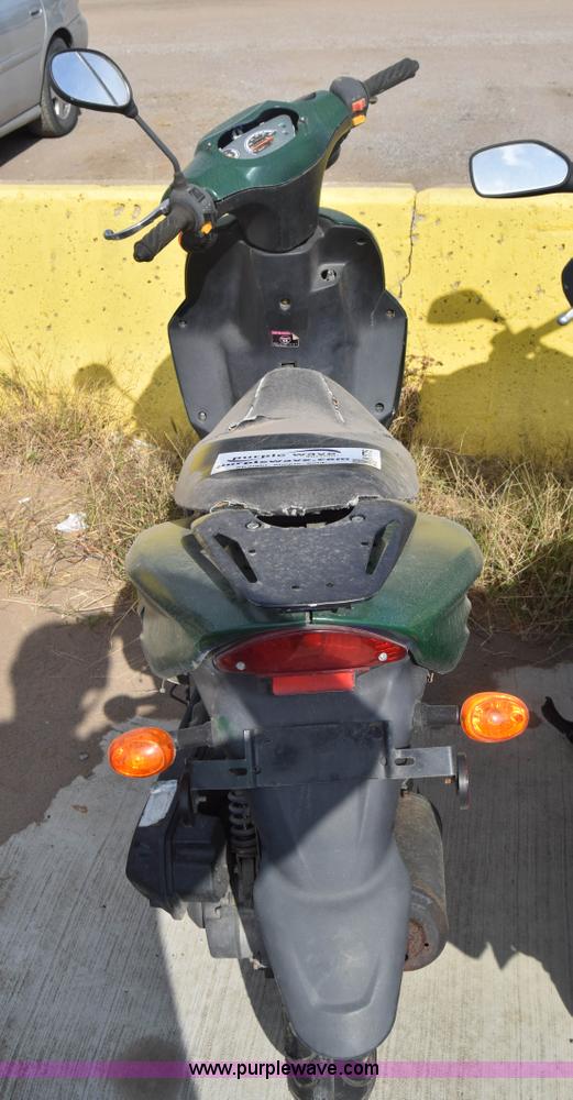 image for item K4775 2013 Basham TP5-810 moped