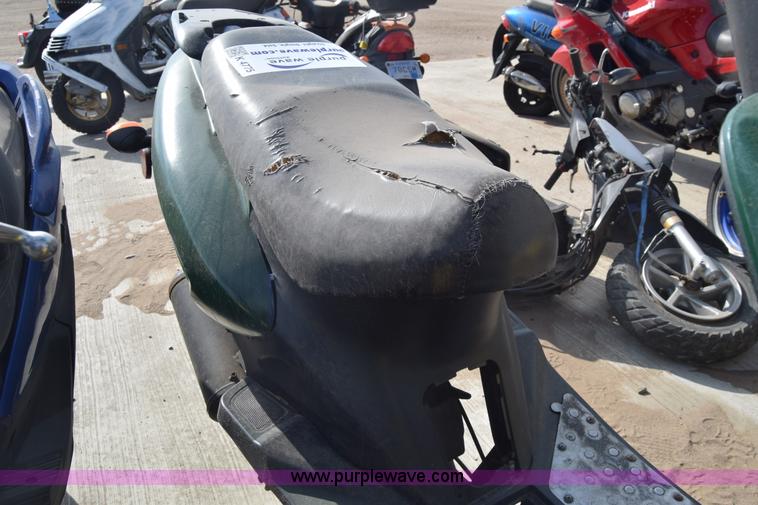 image for item K4775 2013 Basham TP5-810 moped