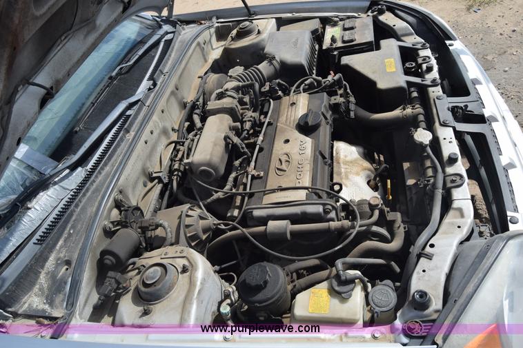 image for item K4778 2003 Hyundai Accent GL