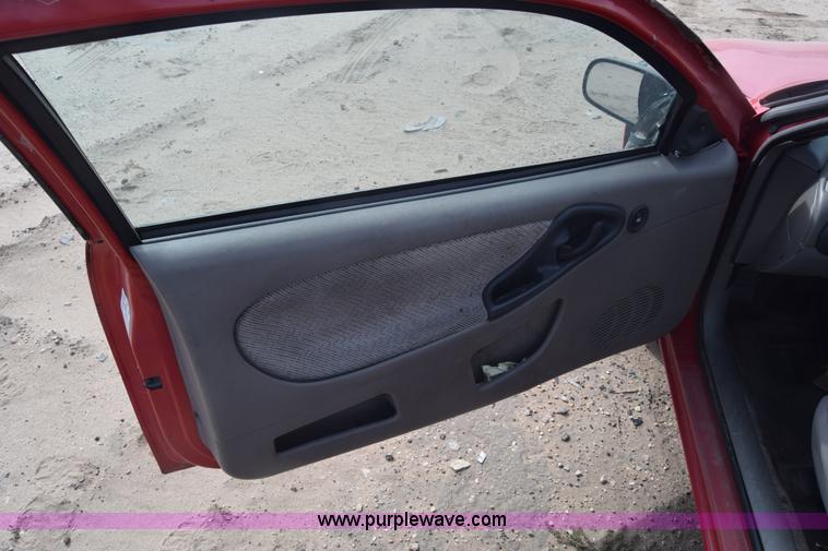 image for item K4779 2002 Chevrolet Cavalier LS