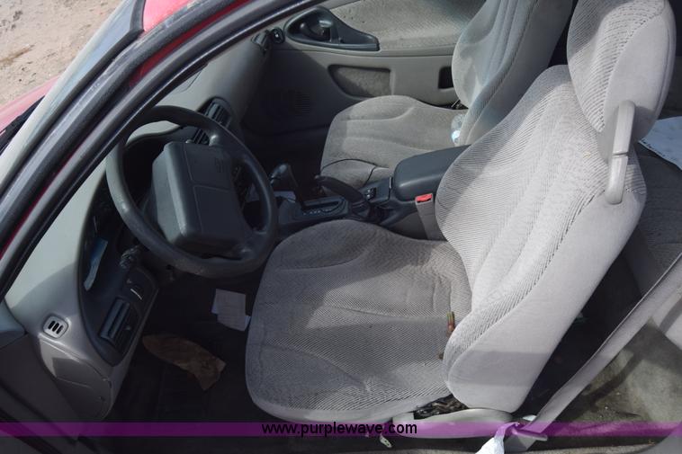 image for item K4779 2002 Chevrolet Cavalier LS