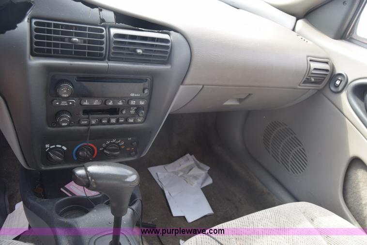 image for item K4779 2002 Chevrolet Cavalier LS