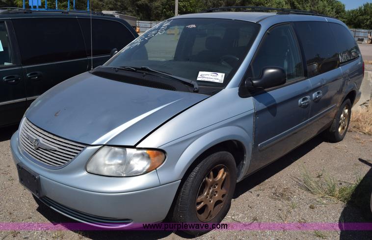 image for item L5881 2004 Dodge Grand Caravan SXT van