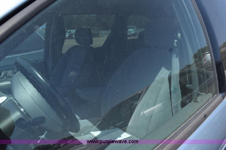 image for item L5881 2004 Dodge Grand Caravan SXT van