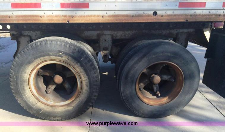 image for item D1776 1983 Budd dry van trailer